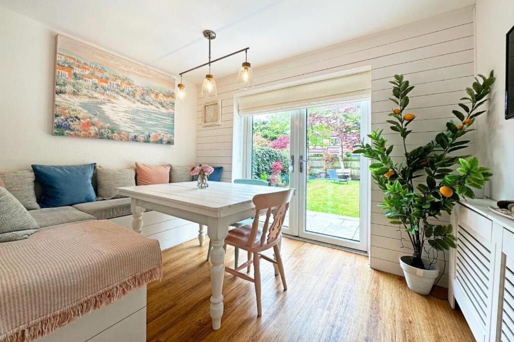 Bluebell House Home In Country Village. Nec/Stratford/Birmingham Solihull Ngoại thất bức ảnh